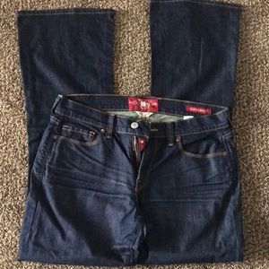 Lucky jeans